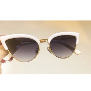 Vintage Style Cat Eye Sunglasses